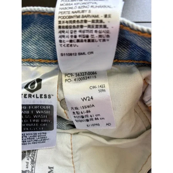 Levis Premium 501 High Rise Light Wash Distressed Denim Shorts Light Wash W24 - Picture 4 of 7